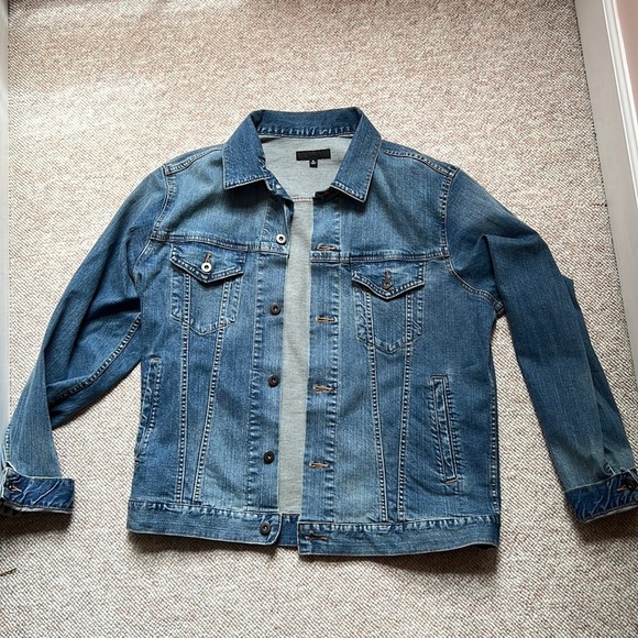 Uniqlo Men’s Jean Jacket - Picture 12 of 13